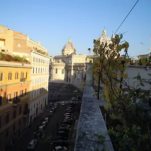 Scalone Holiday home Rome